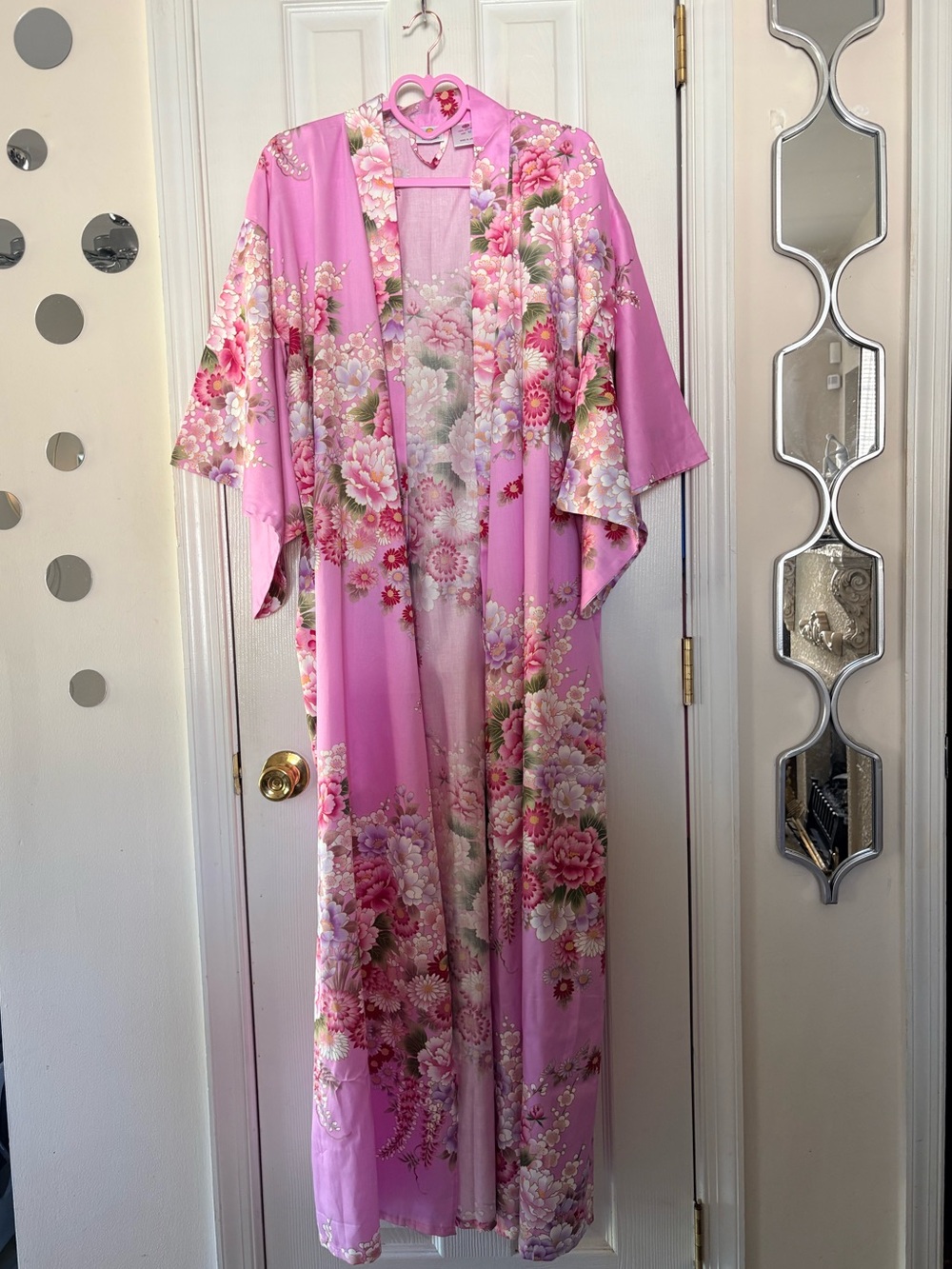 NWOT Smithsonian Institution Pink 100% Cotton Sateen Floral Kimono Robe Japan